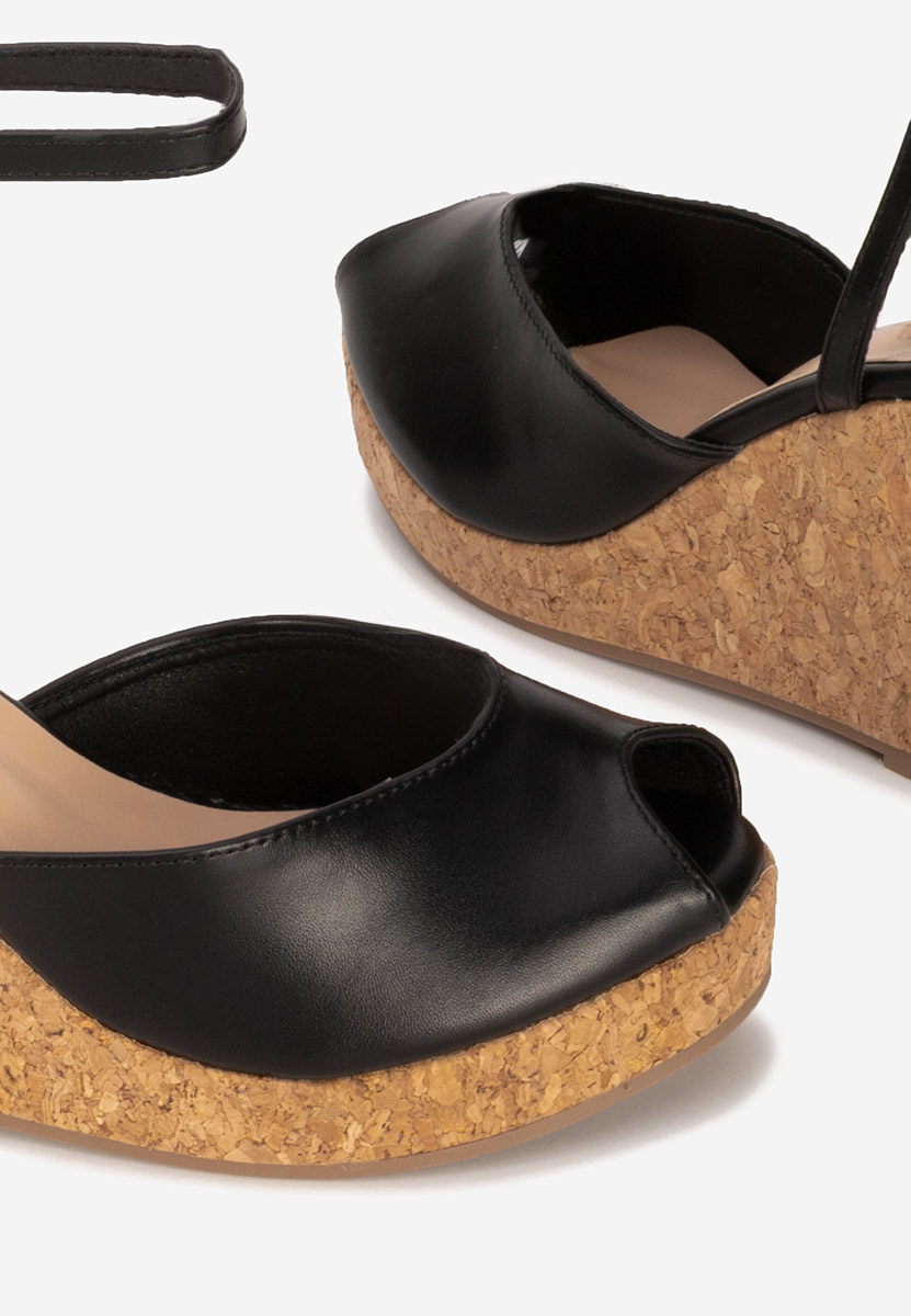 Sandali con zeppa Fabiania nero