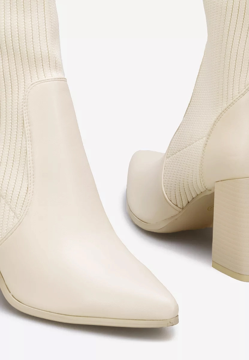 Tronchetti con tacco largo beige Vinuele
