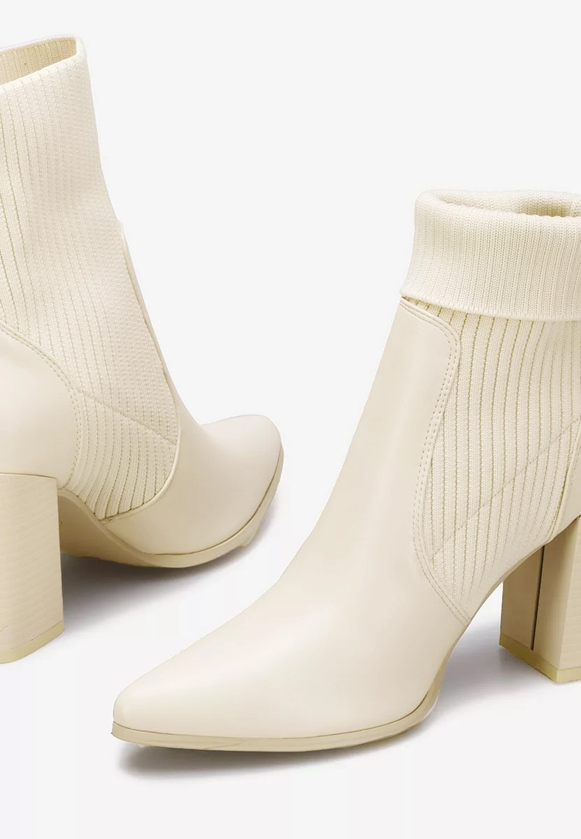 Tronchetti con tacco largo beige Vinuele