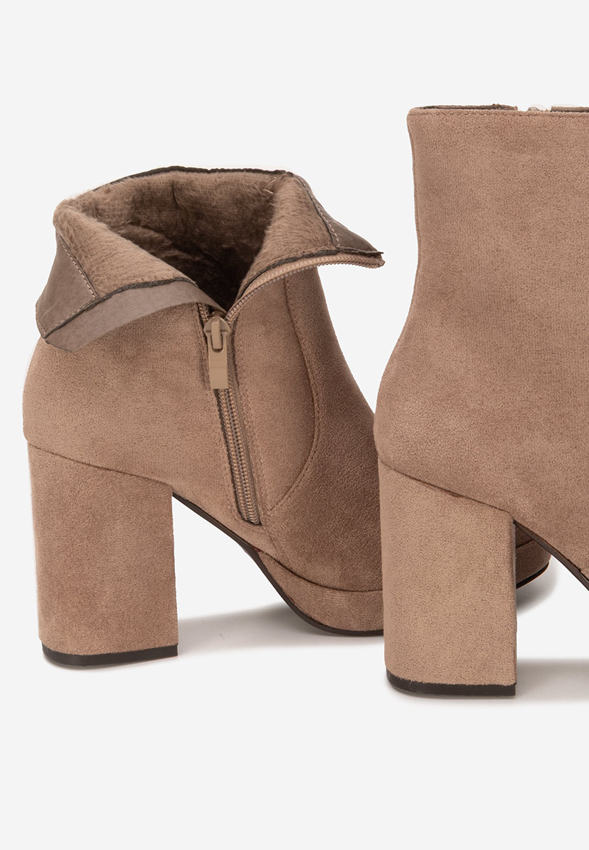 Tronchetti con tacco largo Sylvana beige